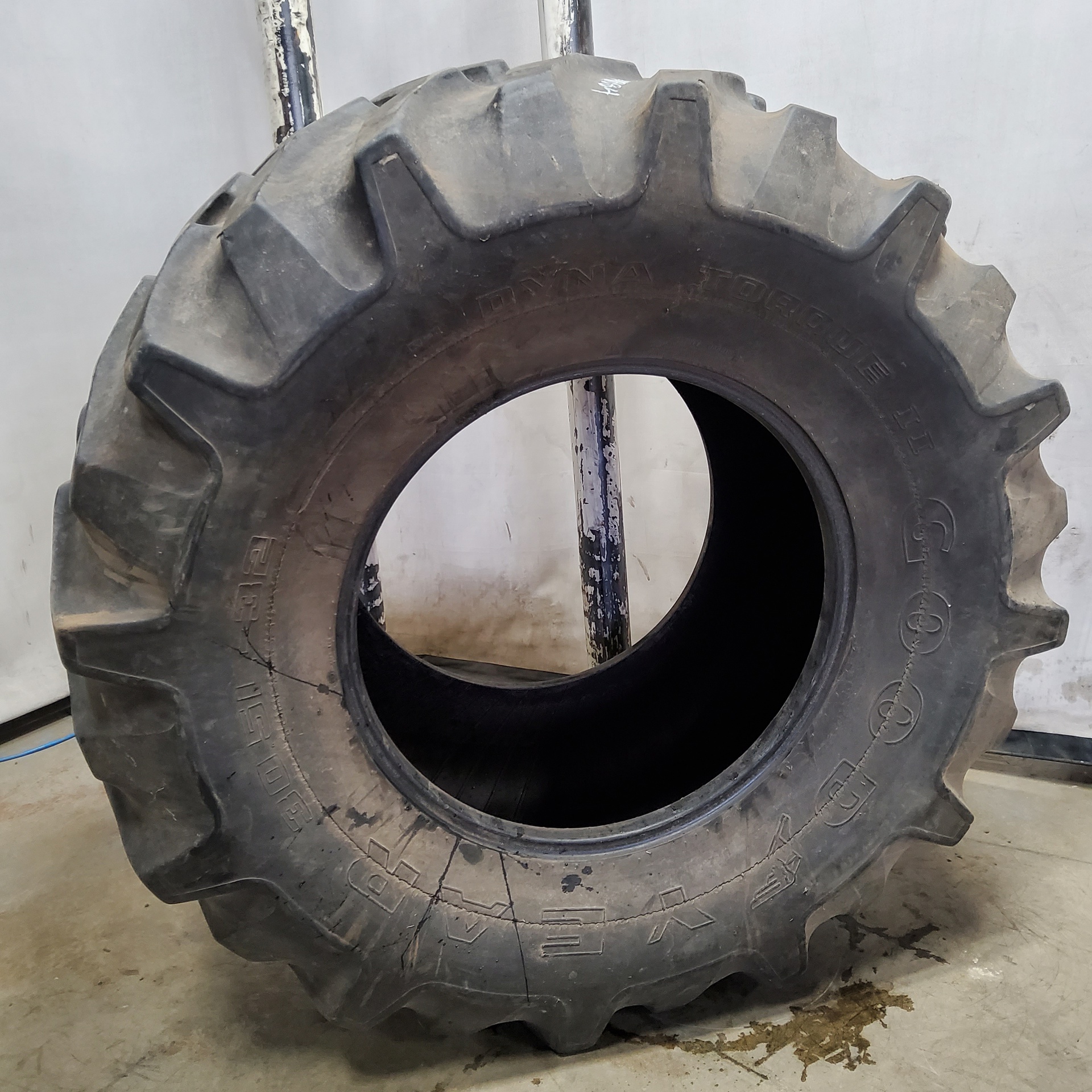 Used30 5 L 32 Goodyear Farm Dyna Torque II R 1 Agricultural Tires For