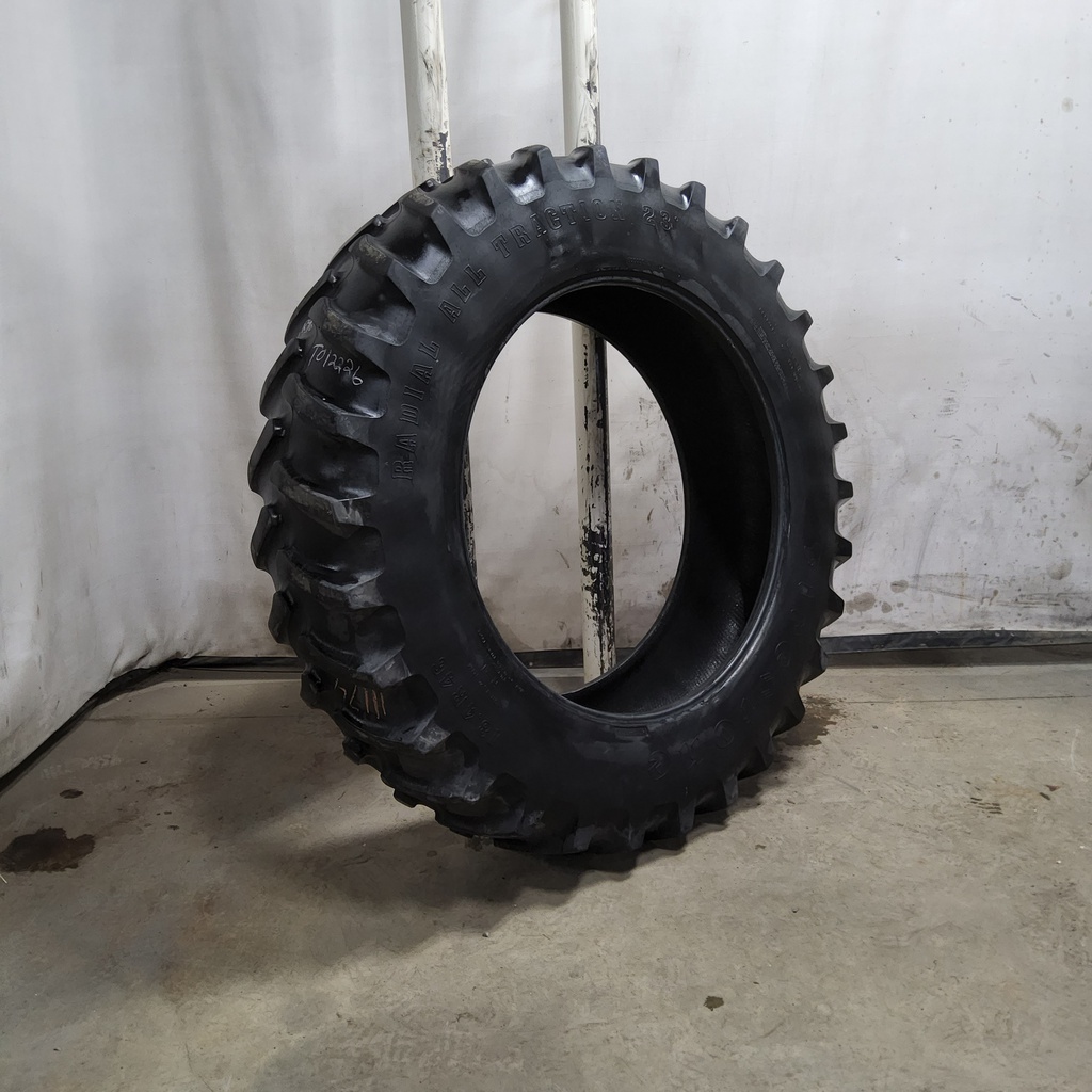 18.4/R46 Firestone Radial All Traction 23 R-1 155A8, F (12 Ply) 60%