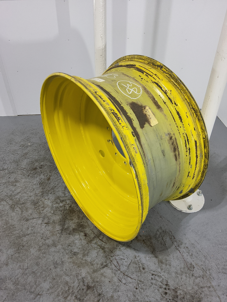 18"W x 38"D, John Deere Yellow 10-Hole Formed Plate Sprayer