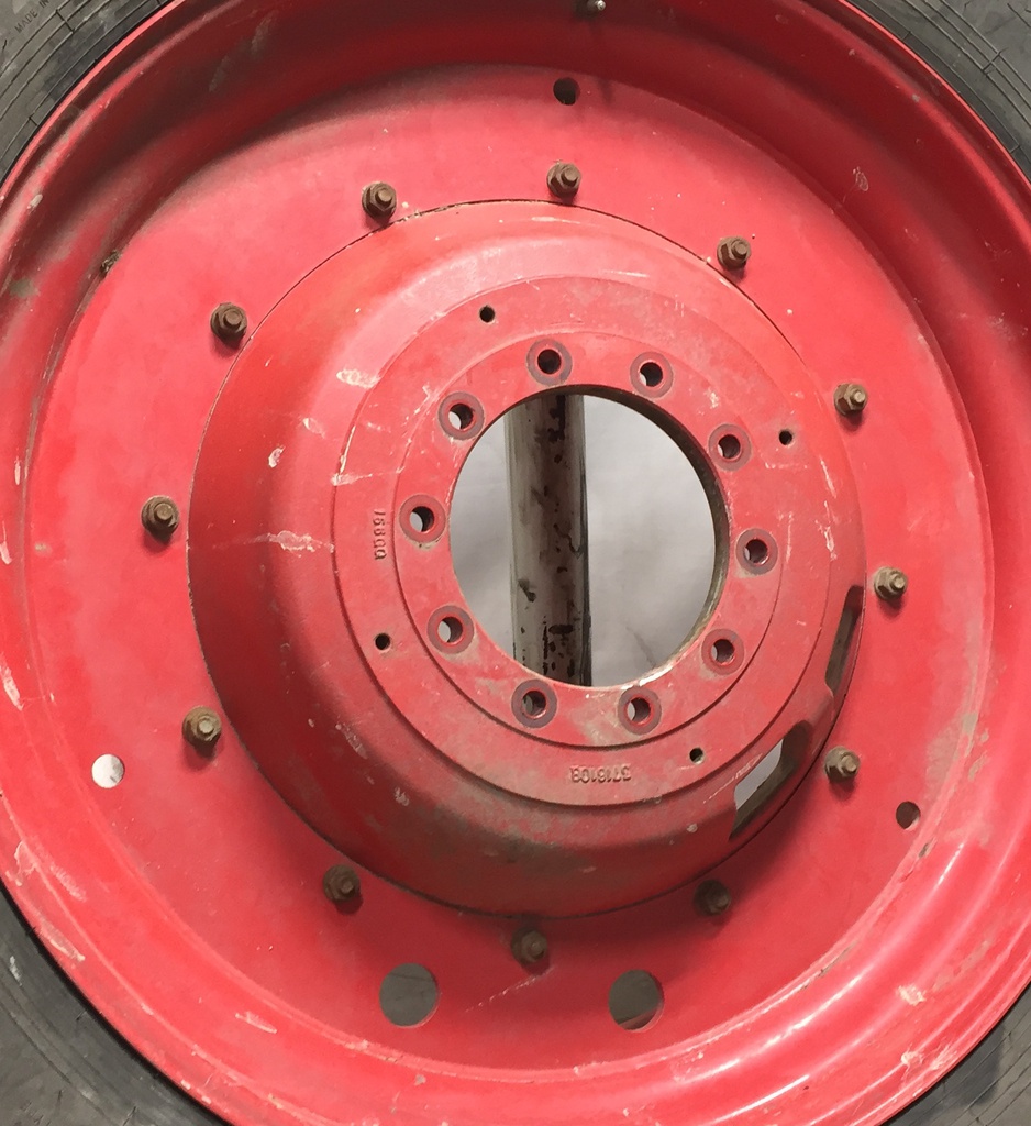 16"W x 46"D Stub Disc Rim with 10-Hole Center, Fendt/Agco Red