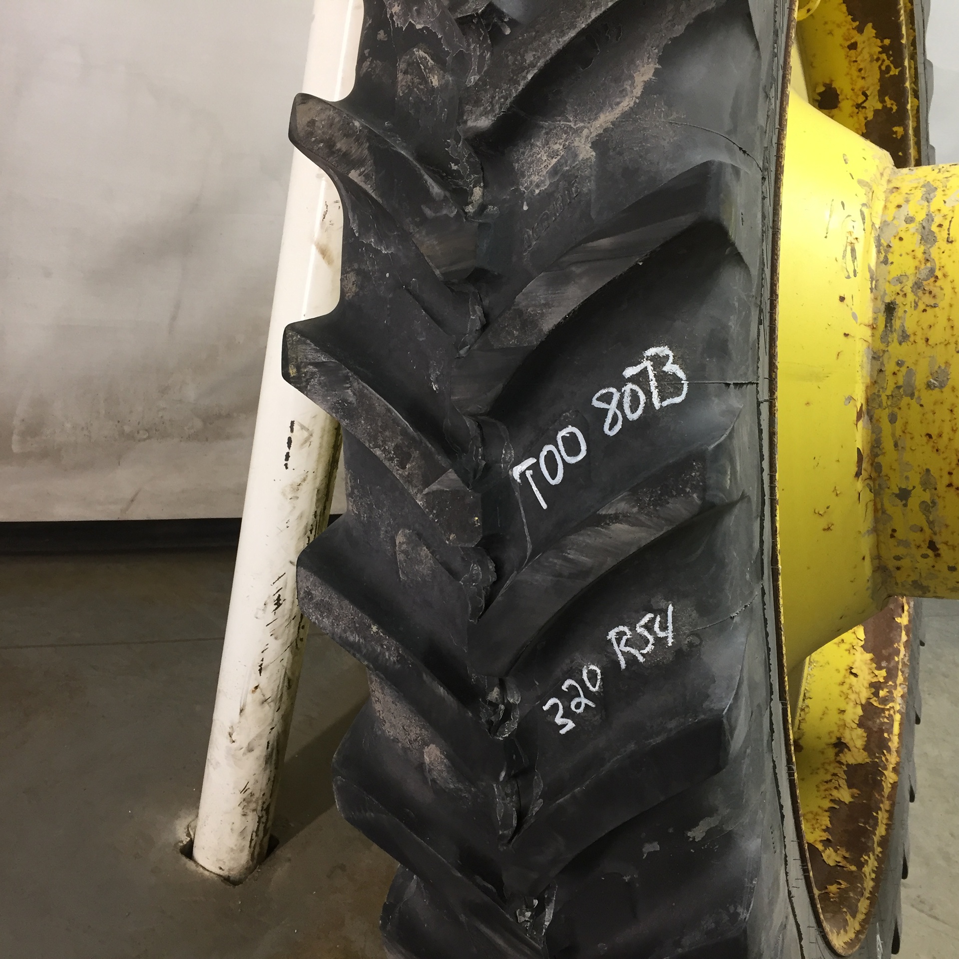 Used R Michelin Agribib Row Crop R W Agricultural Tires For