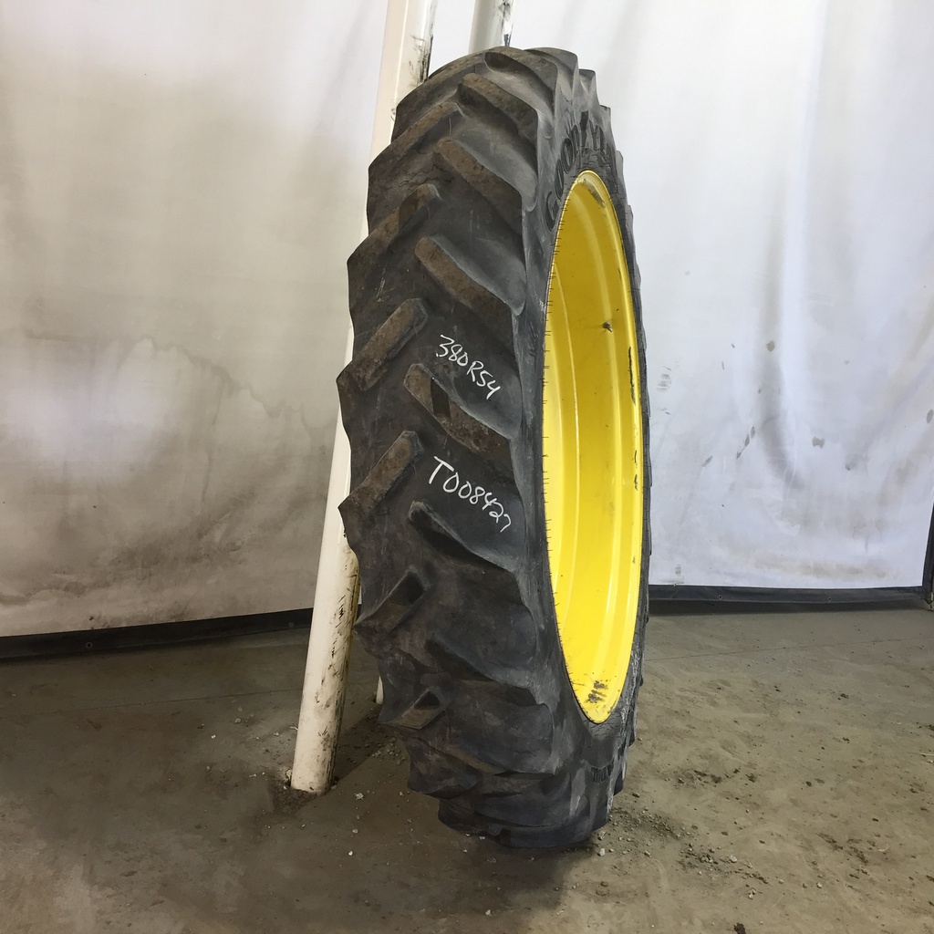 380/90R54 Goodyear Farm DT800 Super Traction R-1W on John Deere Yellow 10-Hole Formed Plate W/Weight Holes 55%