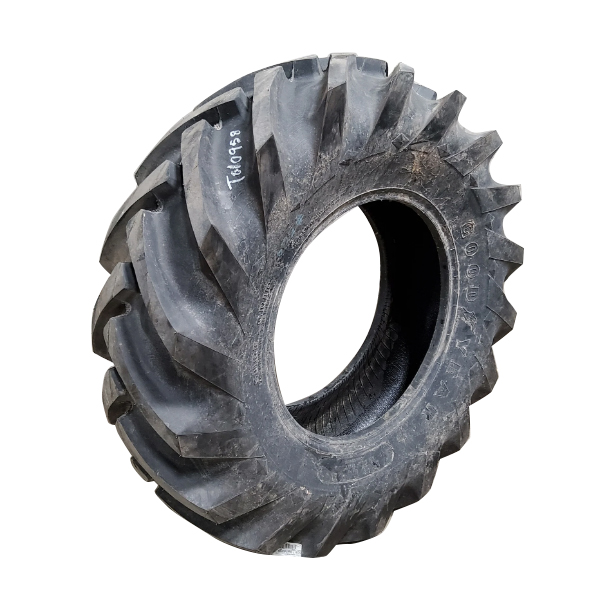 USED 15.5/80-24 Goodyear Farm Sure Grip Implement I-3 F (12 Ply