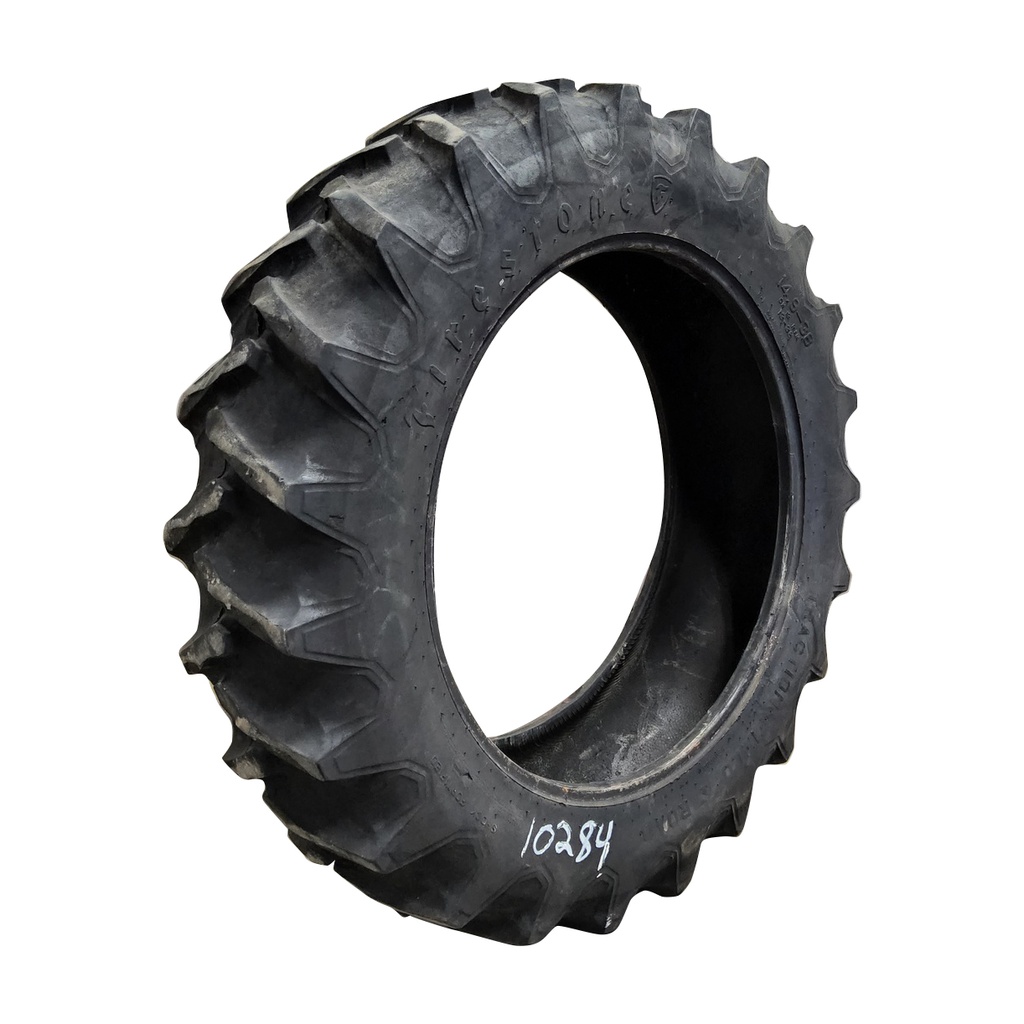 USED 14.9-38 Firestone Traction Field & Road R-1 C (6 Ply), 70