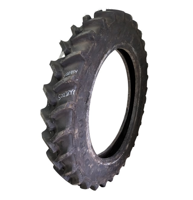 USED 320/125R54 Goodyear Farm DT800 Optitrac R-1W 155A8 99% for