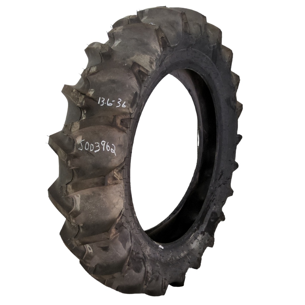 USED 13.6-36 Firestone Field & Road R-1 B (4 Ply), 99% for Sale