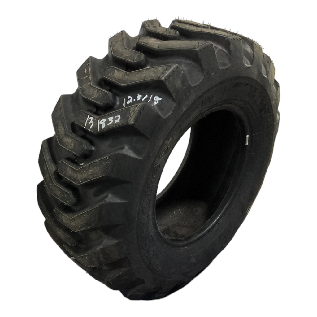USED 12.5/80-18 Firestone Super Traction Loader R-4 F (12 Ply), 99