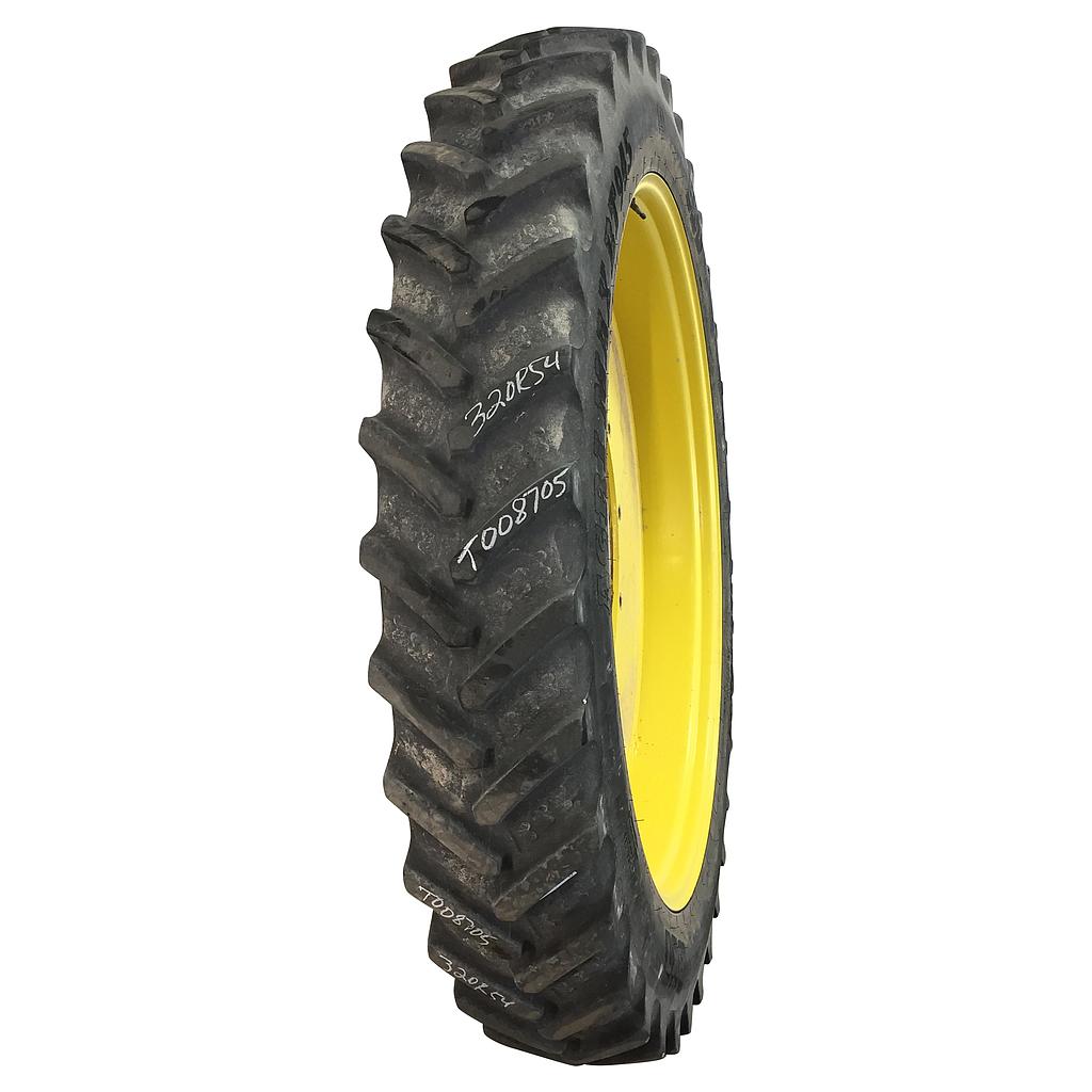 USED 320/90R54 BKT Tires Agrimax RT 945 R-1W 155A8 55% for Sale