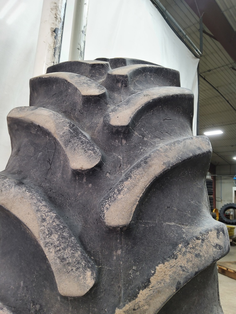 420/90R30 Firestone Radial All Traction FWD R-1 142 B 65%