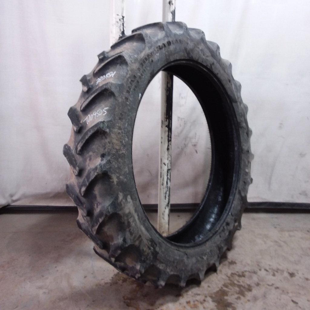 380/90R54 Goodyear Farm DT800 Super Traction R-1W 152 B 40%