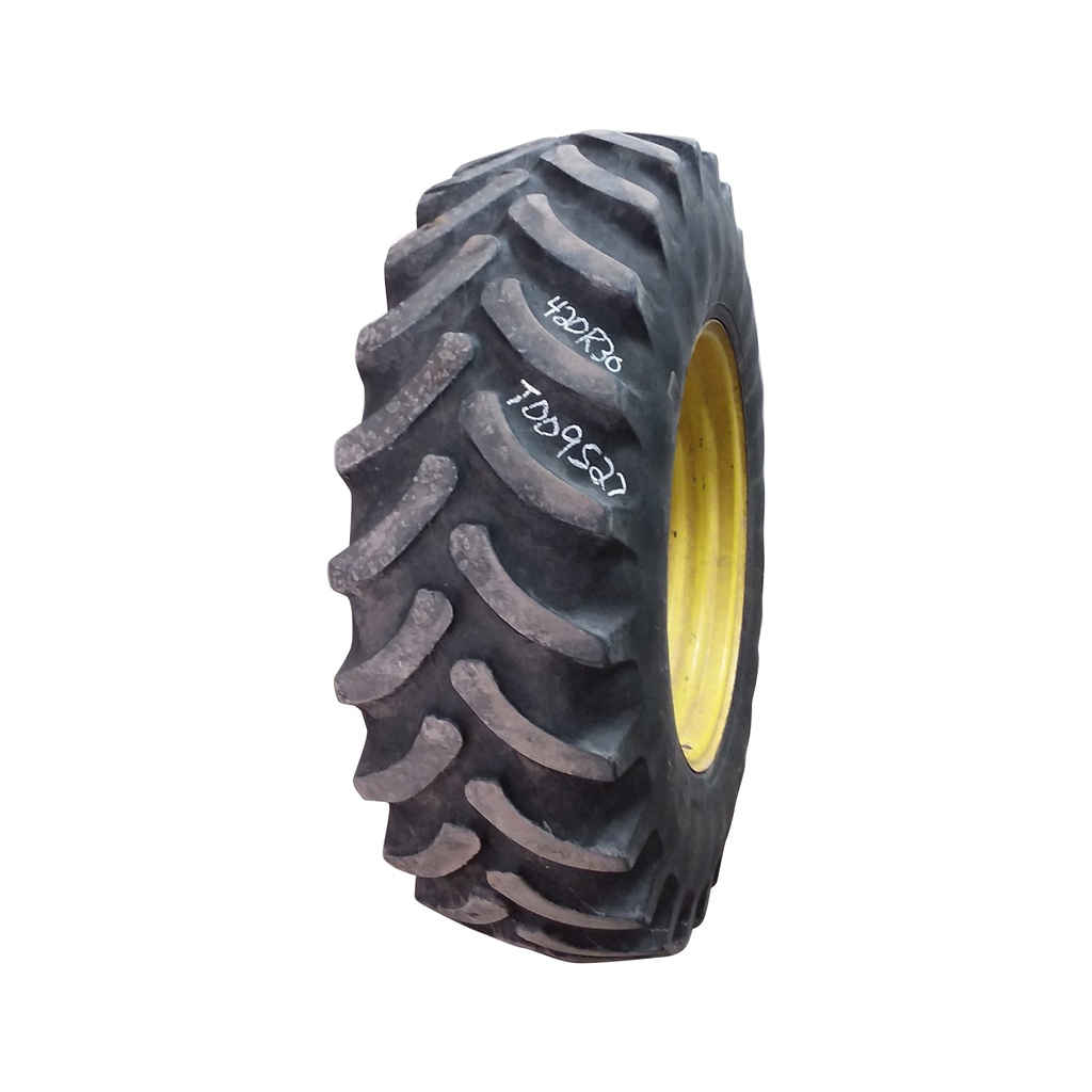 420/90R30 Firestone Radial All Traction FWD R-1 142 B 40%