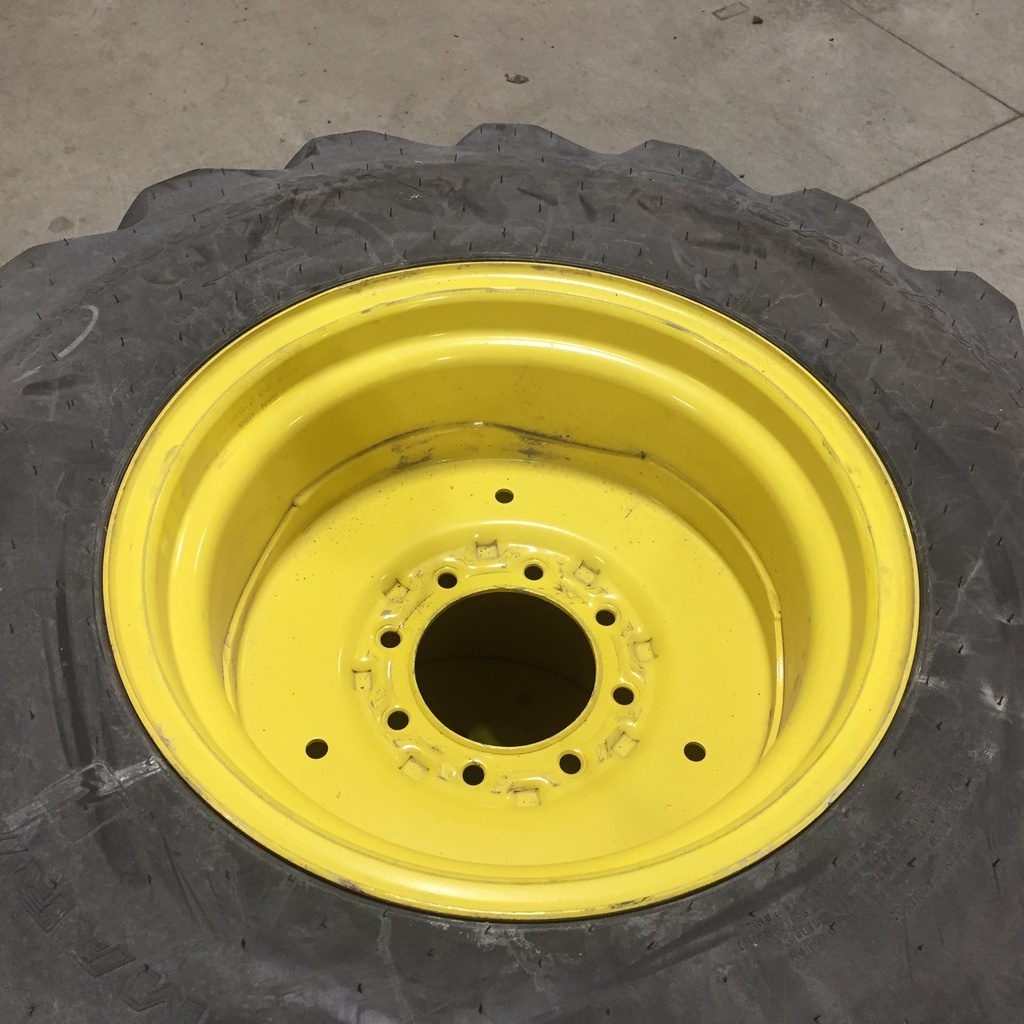 43/16.00-20 Galaxy Marathoner R-4 on John Deere Yellow 8-Hole Formed Plate 90%