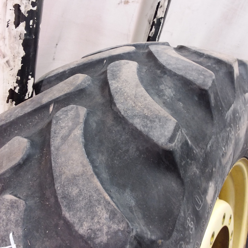 420/90R30 Firestone Radial All Traction FWD R-1 142 B 30%