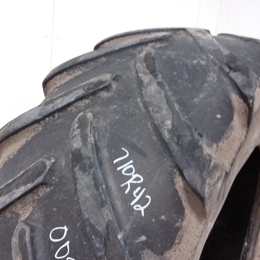 710/70R42 Michelin XM28 R-1W 173 B