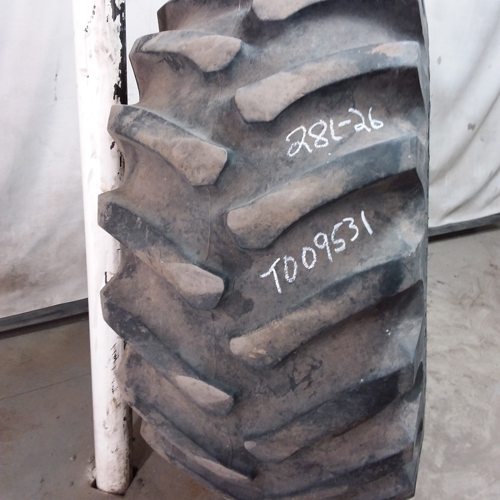 28/L-26 Firestone Super All Traction 23 R-1, F (12 Ply) 65%