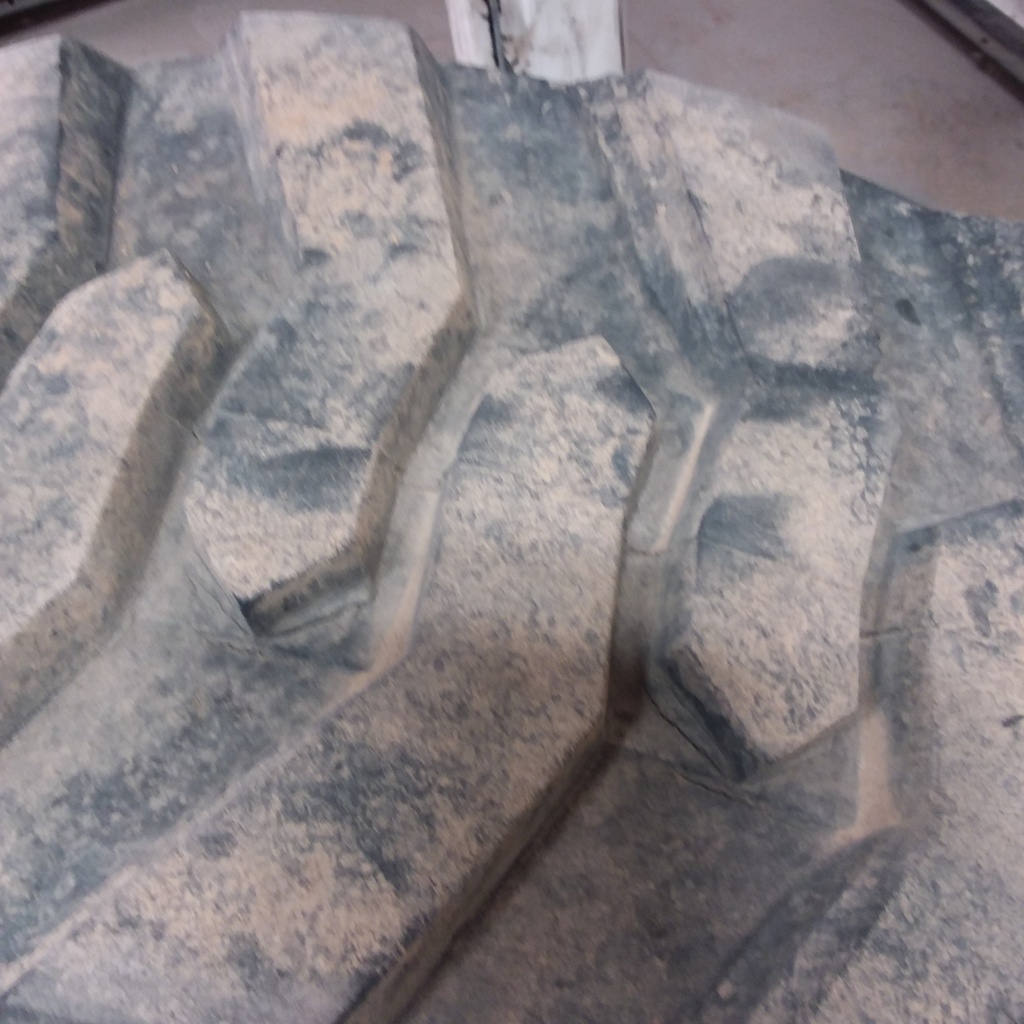 15/-19.5 Solideal SKS Xtra Wall Hauler R-4, H (16 Ply) 90%