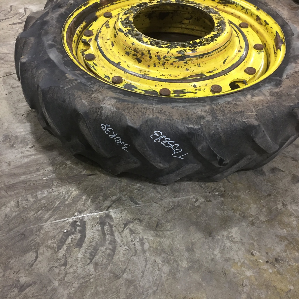 320/85R38 Goodyear Farm DT800 Super Traction R-1W 143 B 30%
