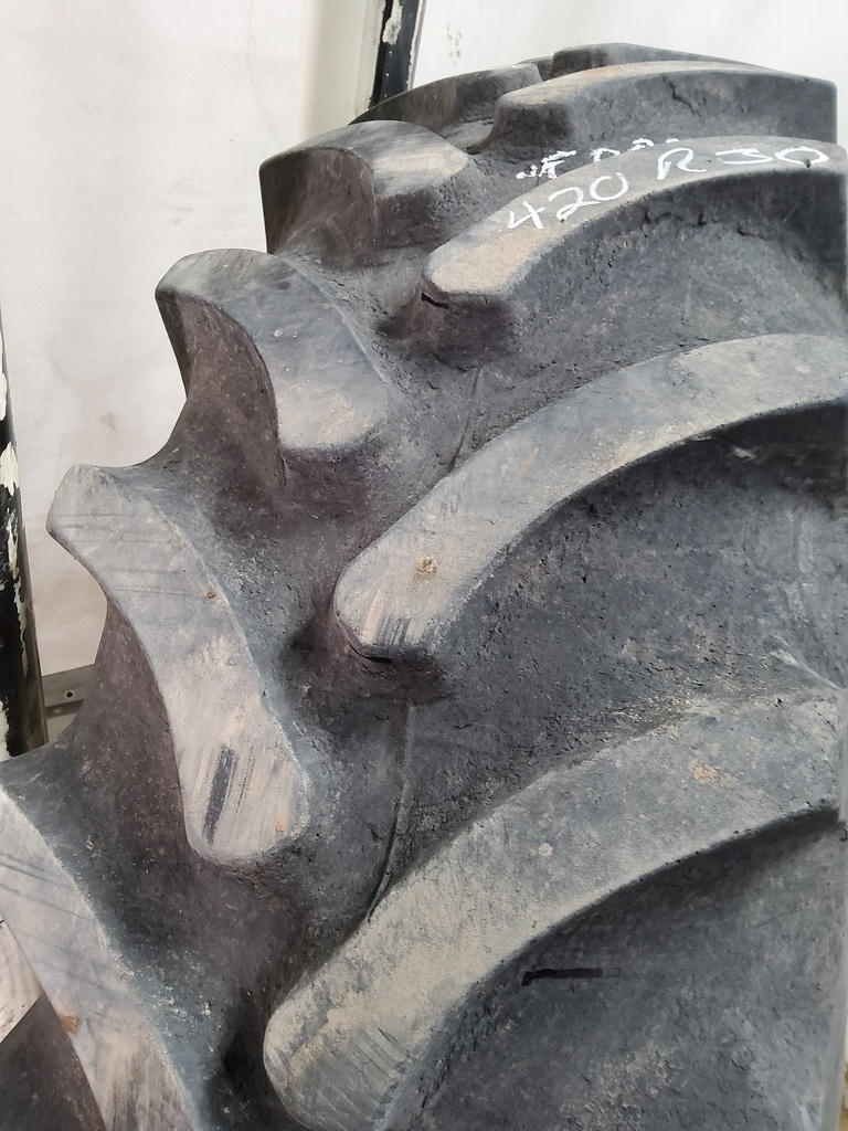 420/90R30 Firestone Radial All Traction FWD R-1 142 B 60%