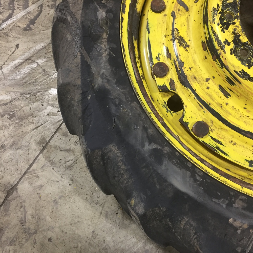 320/85R38 Goodyear Farm DT800 Super Traction R-1W 143 B 30%