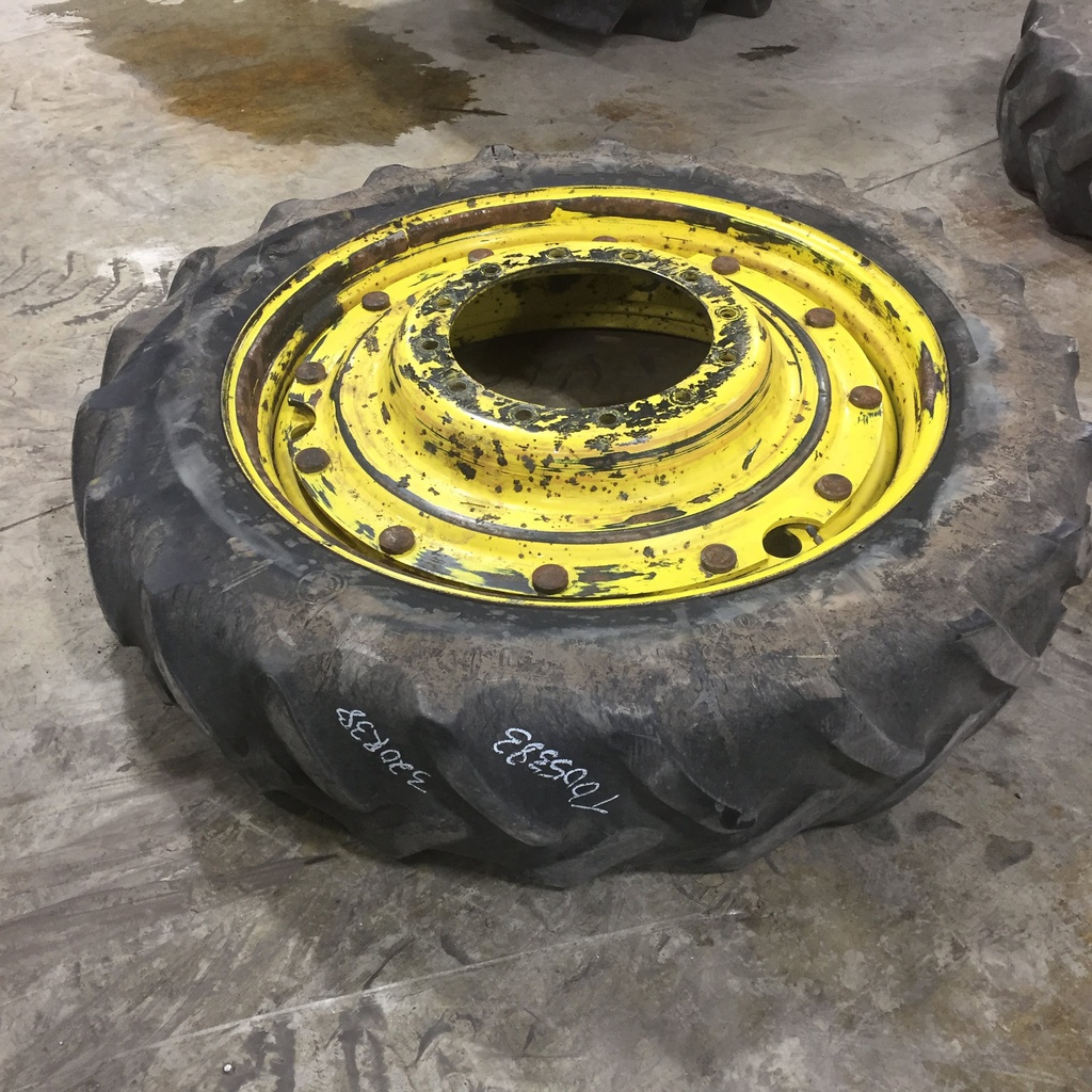320/85R38 Goodyear Farm DT800 Super Traction R-1W 143 B 30%