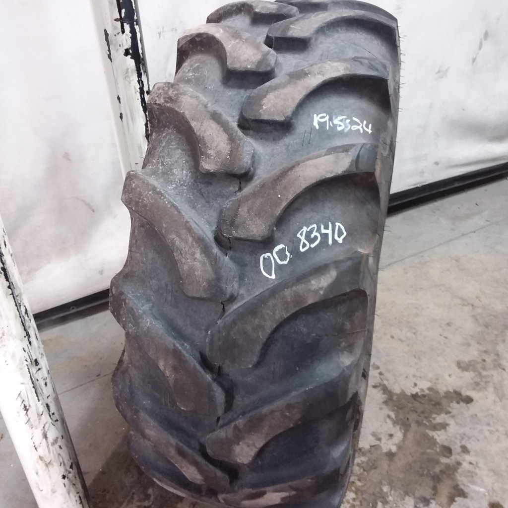 19.5/L-24 Mitas Grip-N-Ride R-4, F (12 Ply)