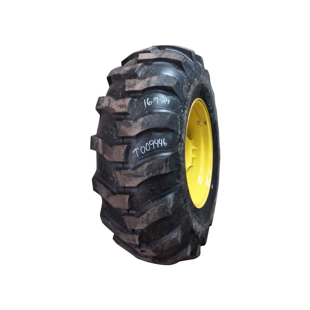 16.9/-24 Goodyear Farm Industrial Tractor Lug R-4, D (8 Ply) 99%