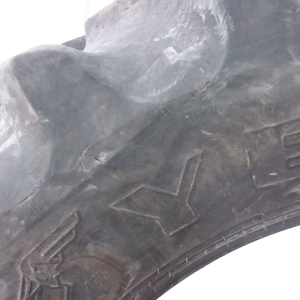 520/85R42 Goodyear Farm Super Traction Radial R-1W 162 B 70%