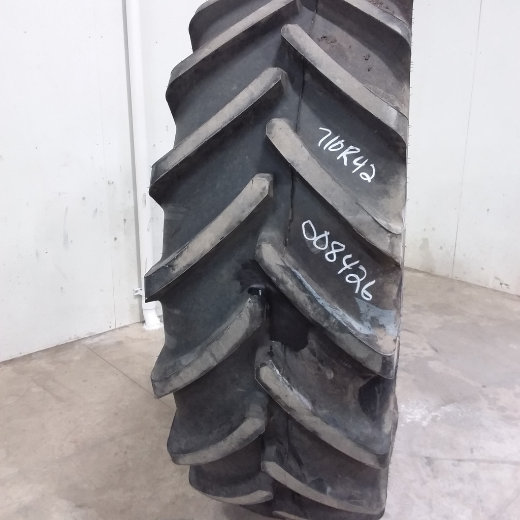 710/70R42 Firestone Maxi Traction R-1W 168 D 99%