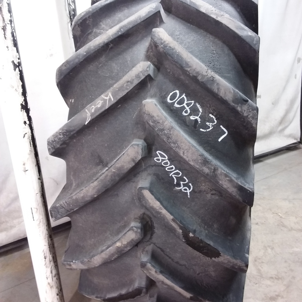 800/65R32 Michelin MegaXBib (M28) R-1W 172 B 85%