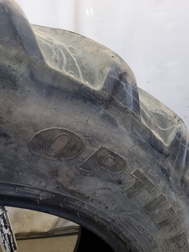 620/70R42 Goodyear Farm DT812 Optitrac R-1W 166 B 40%