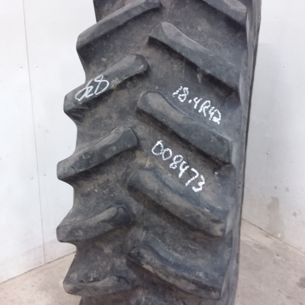 18.4/R42 Firestone Radial All Traction 23 R-1 153 B, F (12 Ply) 80%