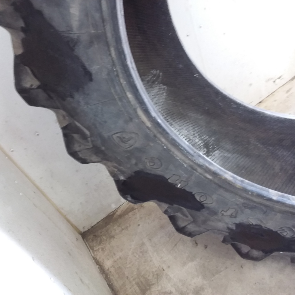 18.4/R42 Firestone Radial 23 R-1 148 A8, E (10 Ply) 60%