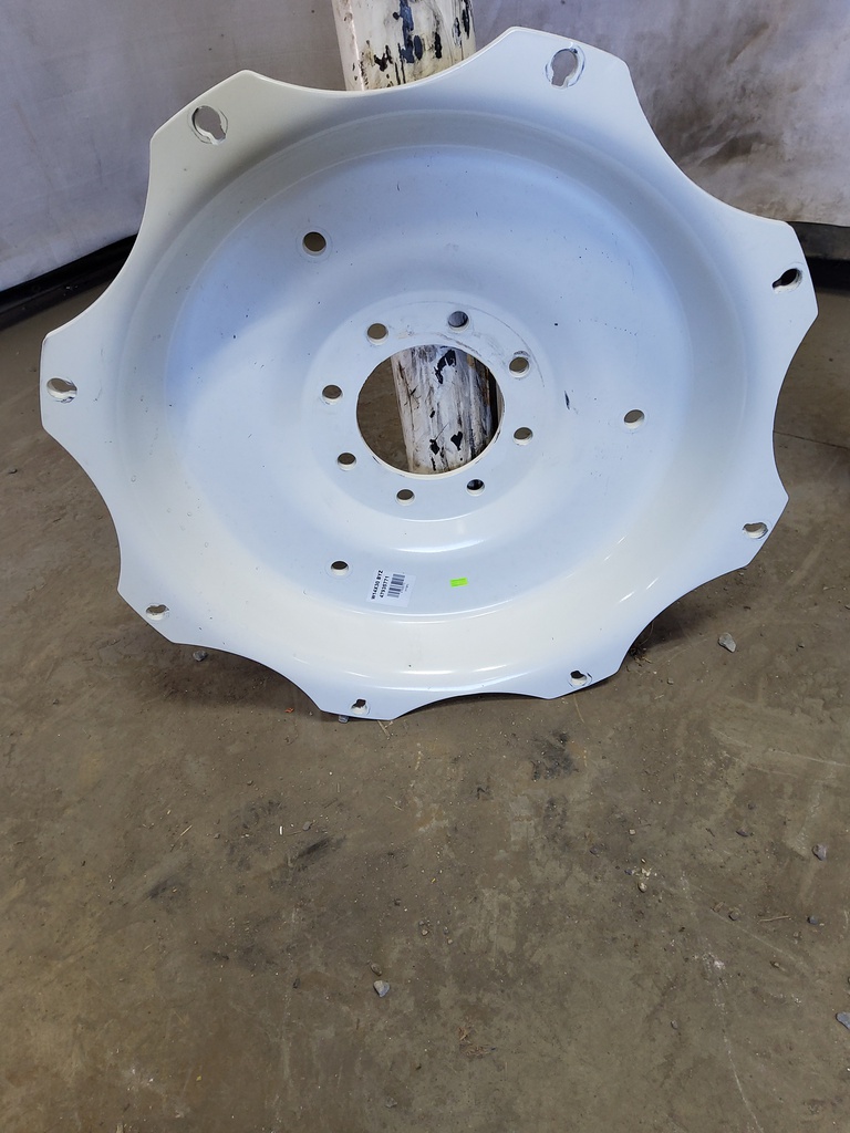 8-Hole Rim with Clamp/Loop Style Center for 30" Rim, New Holland White