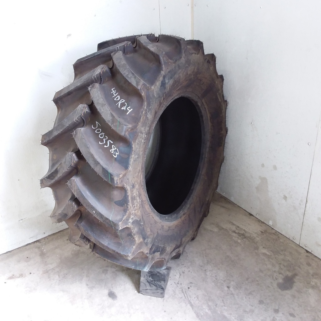 440/65R24 Mitas AC65 Radial  R-1W 131 A8 90%