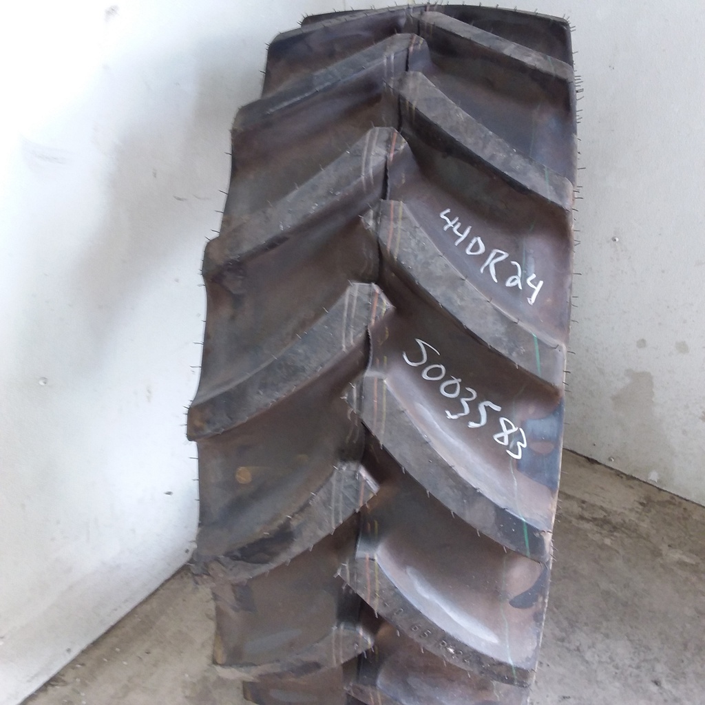 440/65R24 Mitas AC65 Radial  R-1W 131 A8 90%