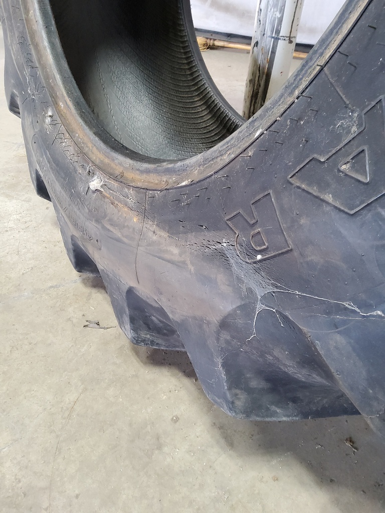 420/90R30 Goodyear Farm Special Sure Grip Radial TD8 R-2 142 B 70%