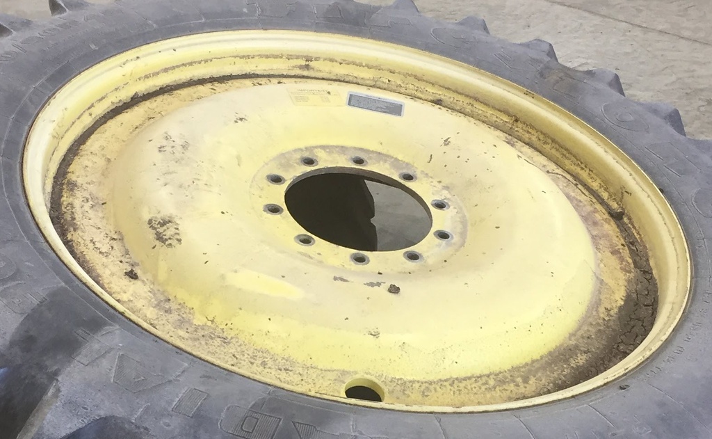 13"W x 46"D, John Deere Yellow 10-Hole Bubble Disc