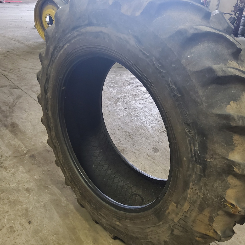 18.4/R38 Goodyear Farm DT710 Radial R-1 141 A8 85%