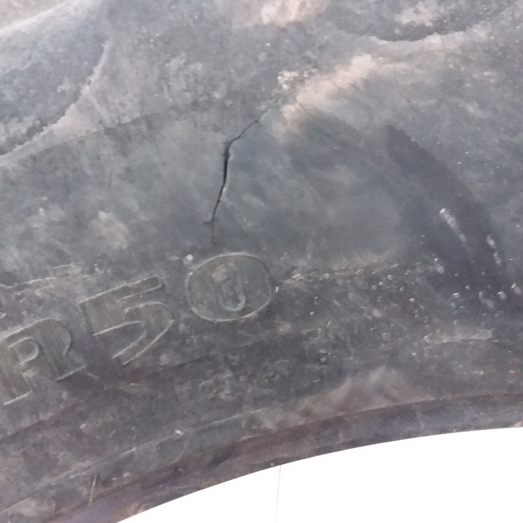 480/80R50 Goodyear Farm DT800 Super Traction R-1W 159 B 60%