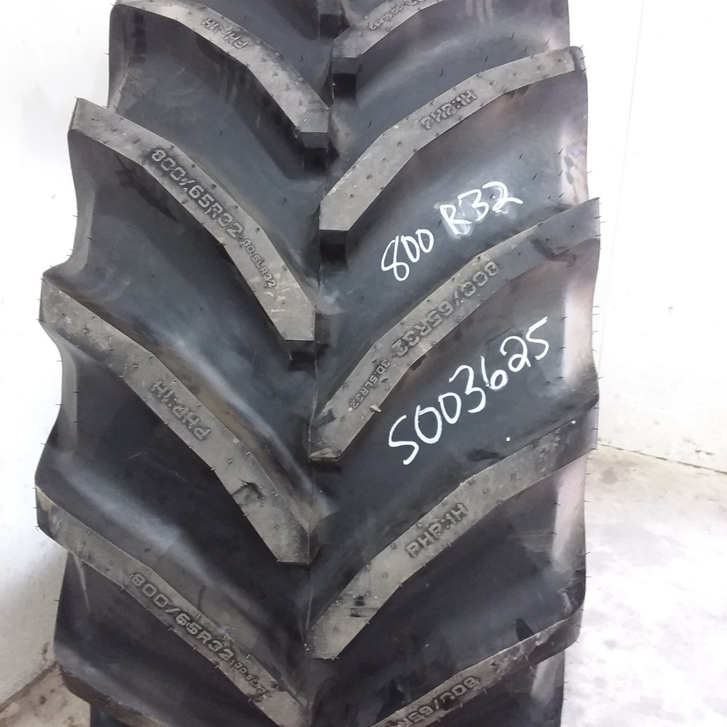 800/65R32 Pirelli PHP65 R-1W 172 B 99%