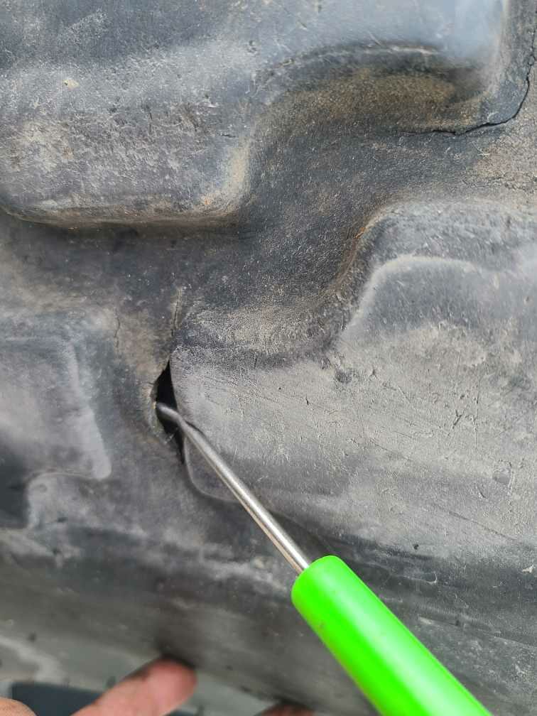 30.5/L-32 Firestone All Non-Skid Tractor R-3, G (14 Ply) 90%