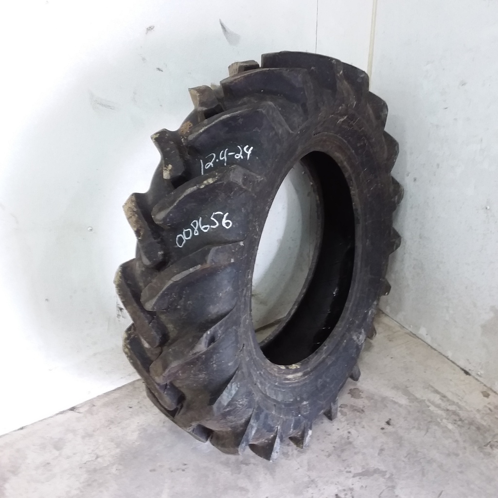 12.4/-24 Continental AS-Farmer R-1, D (8 Ply) 80%