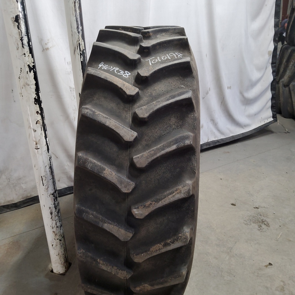 18.4/-38 Firestone Super All Traction II 23 R-1, D (8 Ply) 99%