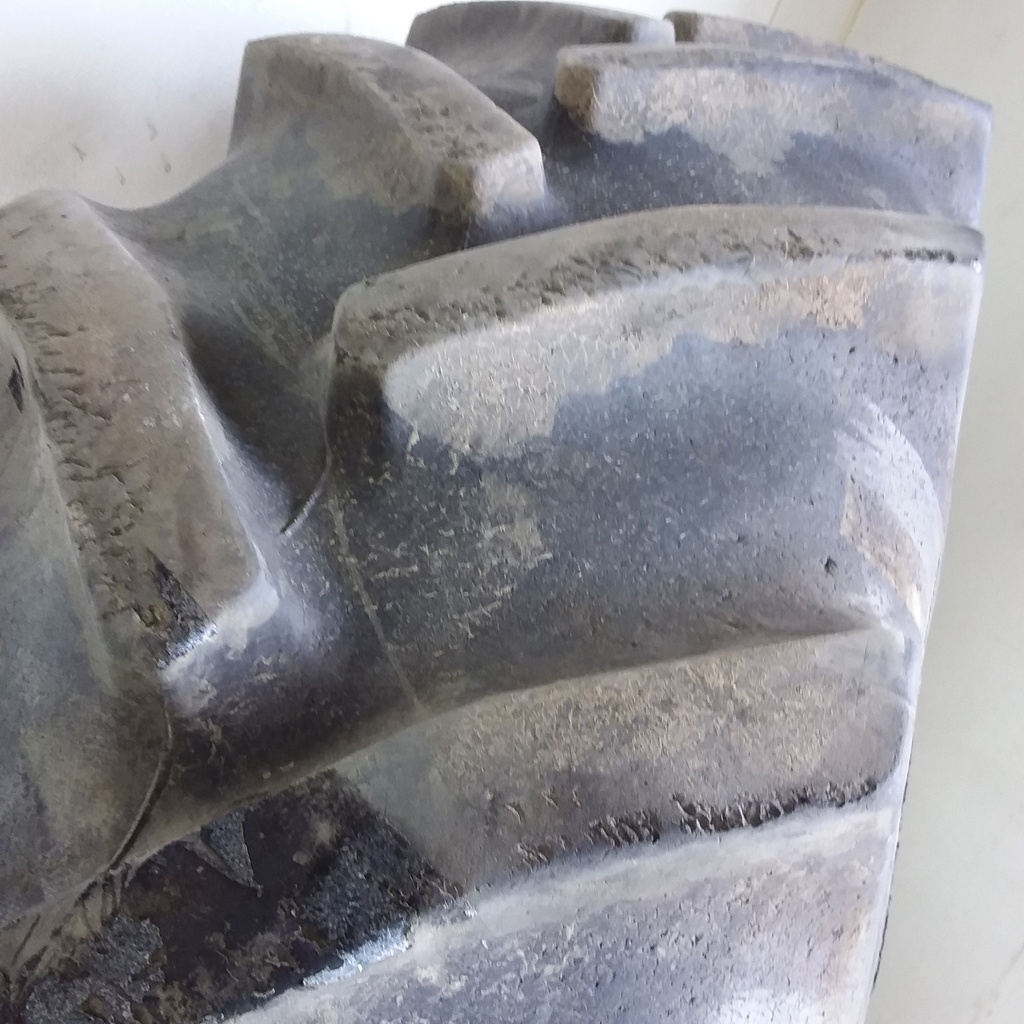 480/80R50 Goodyear Farm DT800 Super Traction R-1W 159 B 70%