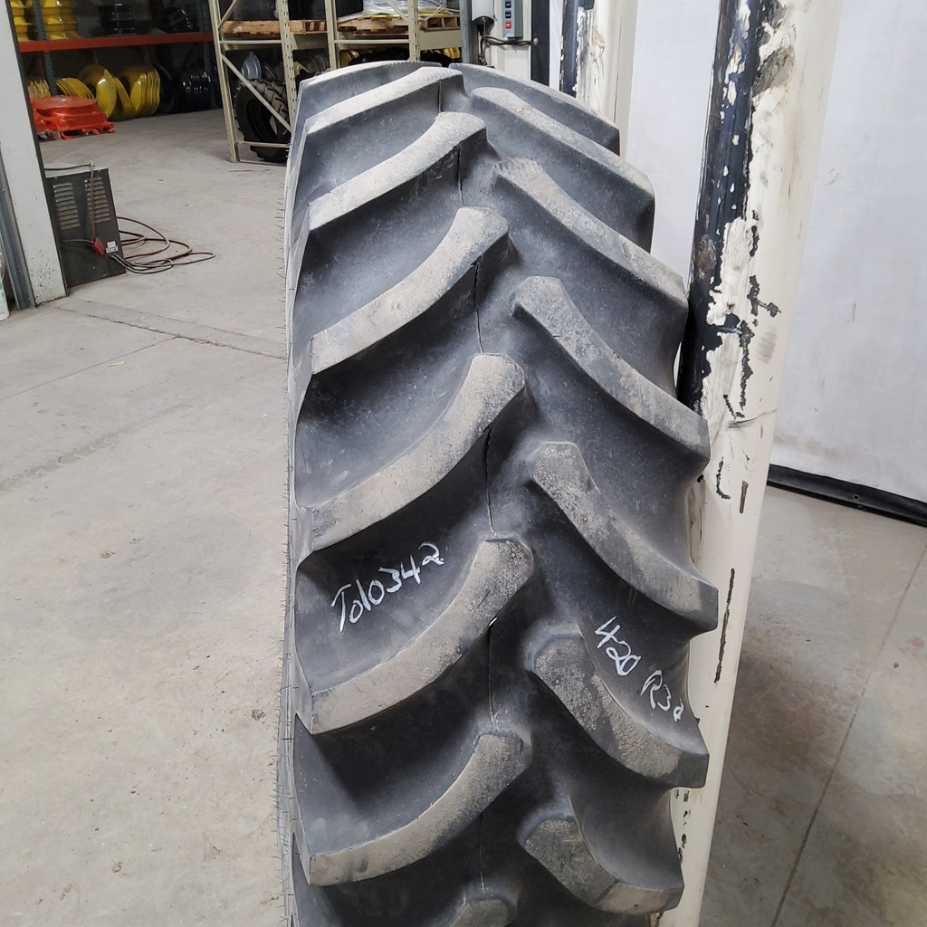 420/90R30 Firestone Radial All Traction FWD R-1 142 B 90%