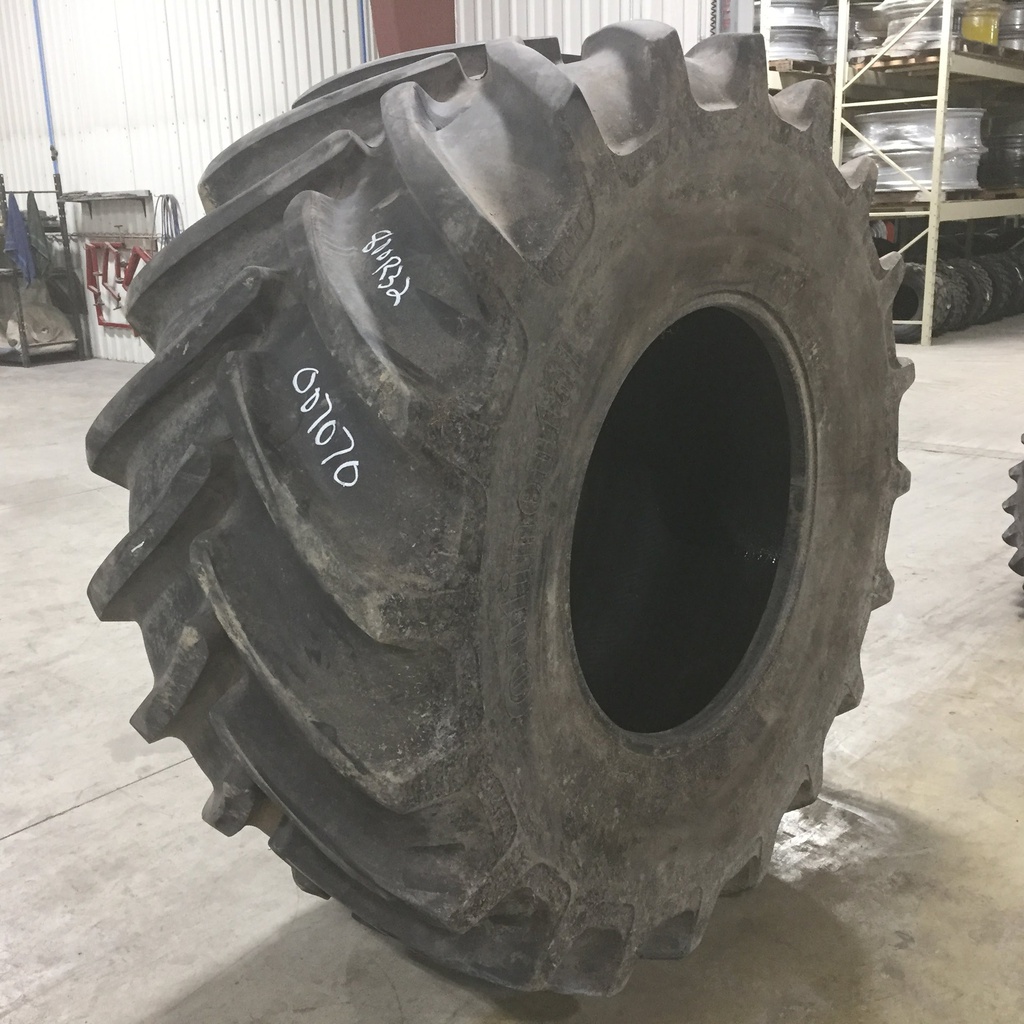 800/65R32 Continental AC70 Radial R-1W 172 A8 65%
