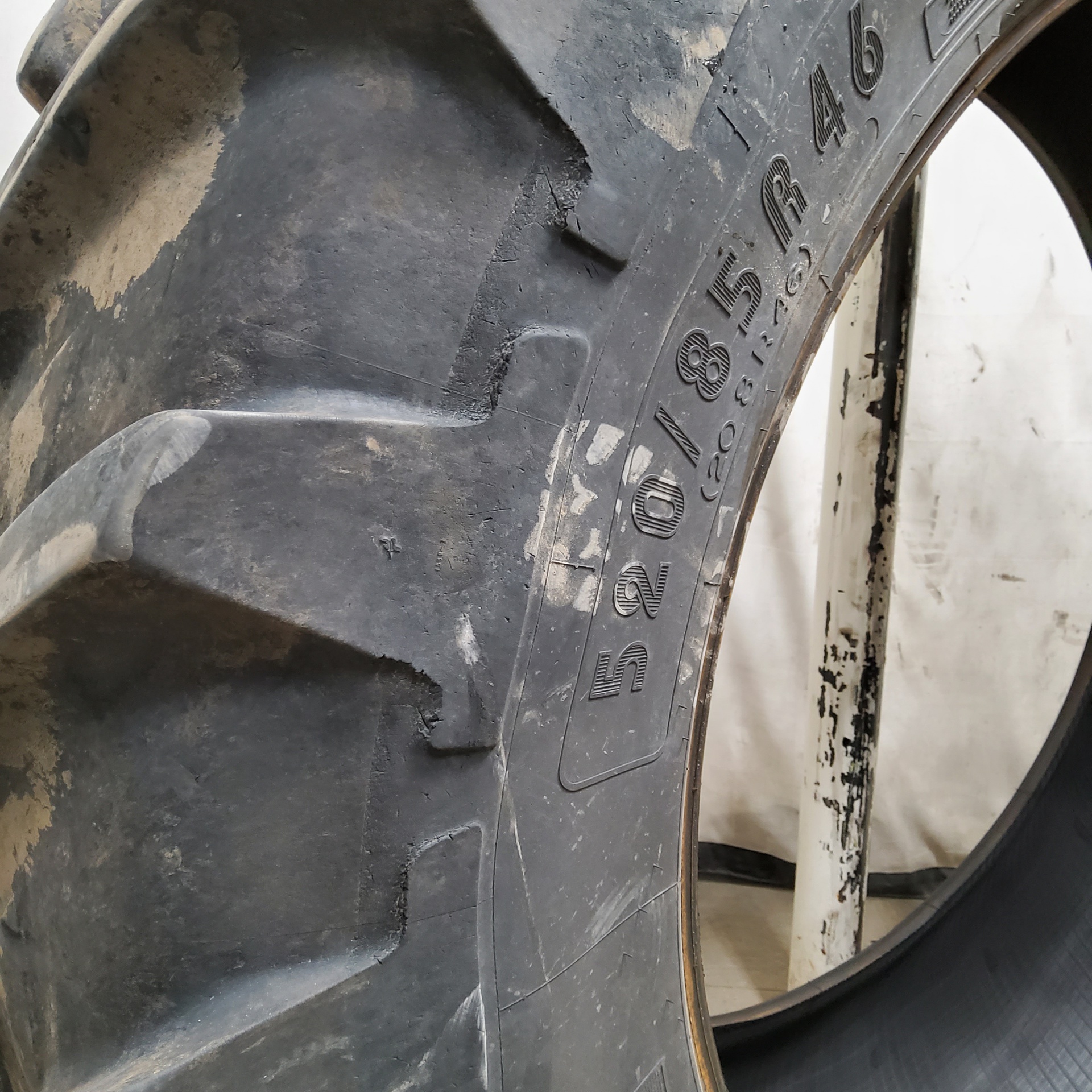 Used520/85R46 Michelin AgriBib R1W Agricultural Tires for Sales NTS