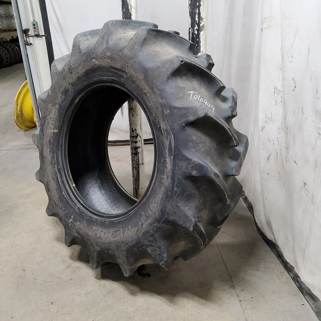 18.4/-30 Goodyear Farm Special Sure Grip TD8 R-2, E (10 Ply) 70%