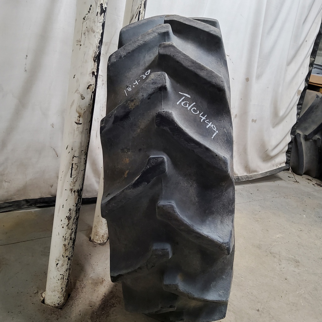 18.4/-30 Goodyear Farm Special Sure Grip TD8 R-2, E (10 Ply) 70%