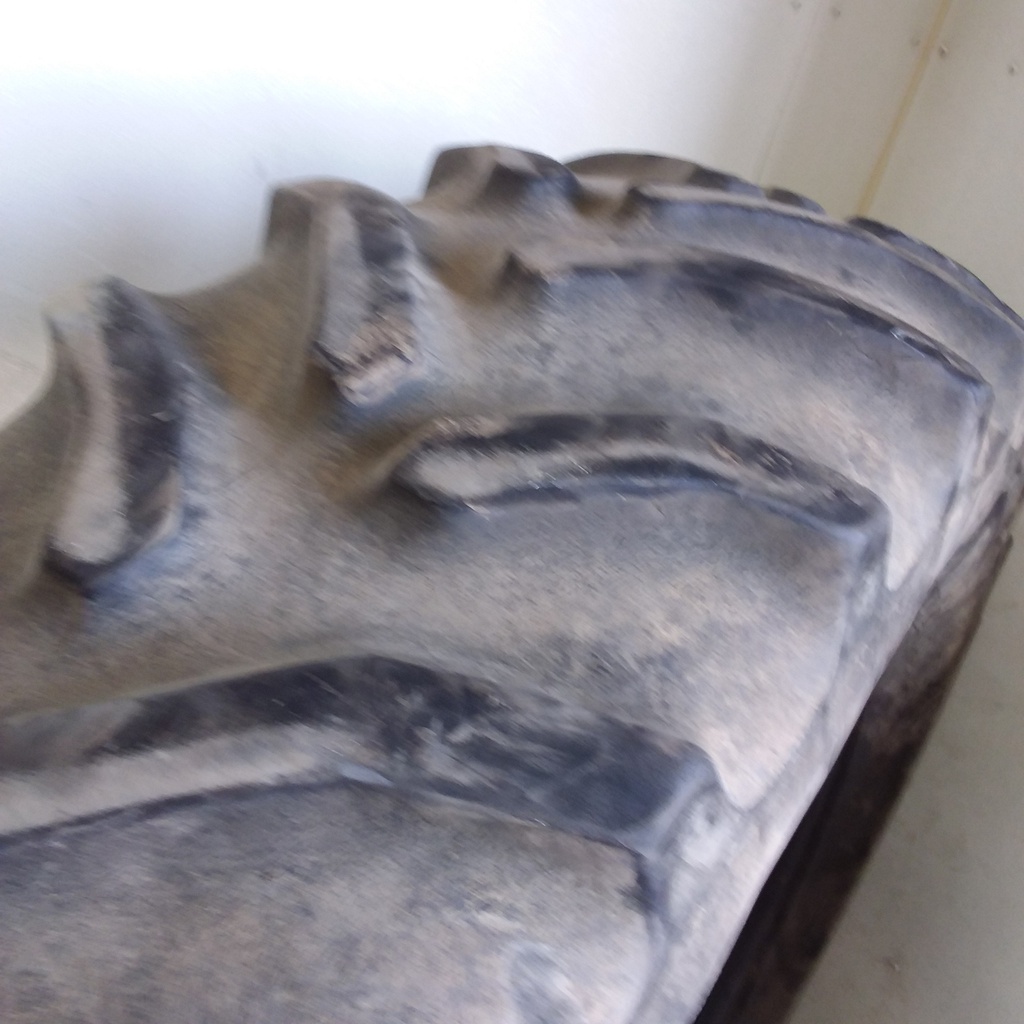 18.4/R38 Goodyear Farm DT710 Radial R-1 141 A8 60%